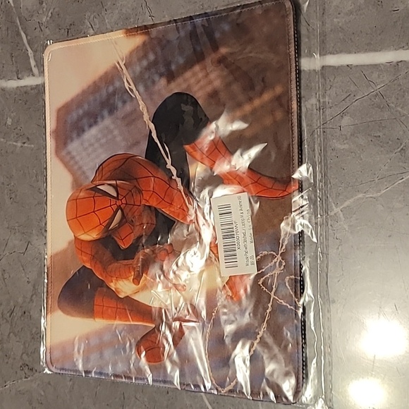 SPIDER-MAN MOUSE PAD NWT - Picture 2 of 3